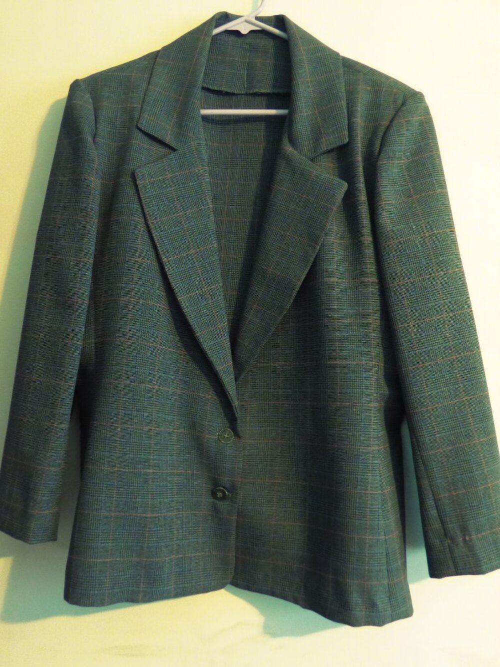 custom made 3 piece business suit in gray plaid size L